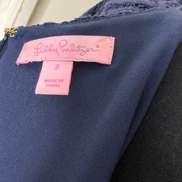 Lilly Pulitzer Rylee True Navy Lace Shift Dress Size 2 - Picture 6 of 6